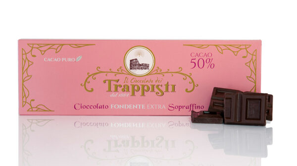 Tavoletta di Cioccolato Fondente con il 50% di cacao da 150g, preparata secondo l'antica ricetta trappista